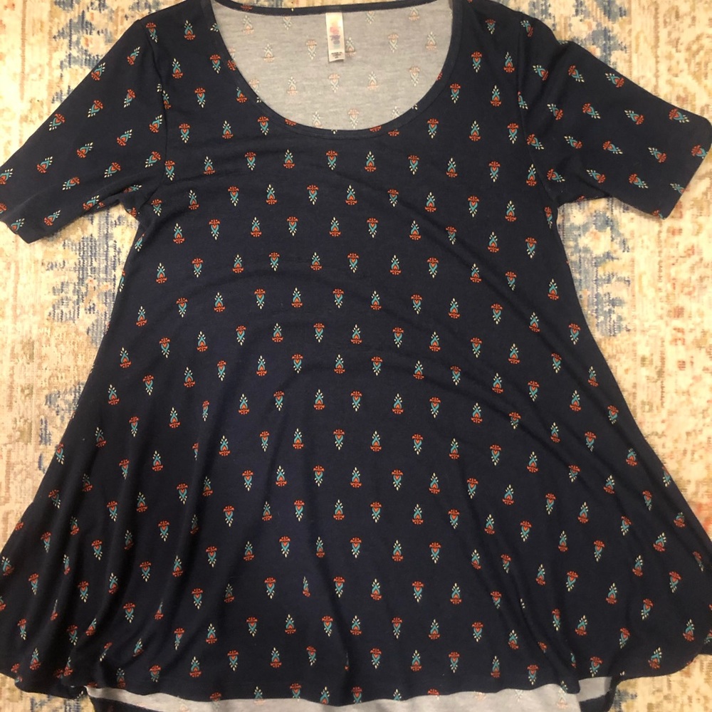 Patterned short sleeve dress shirt